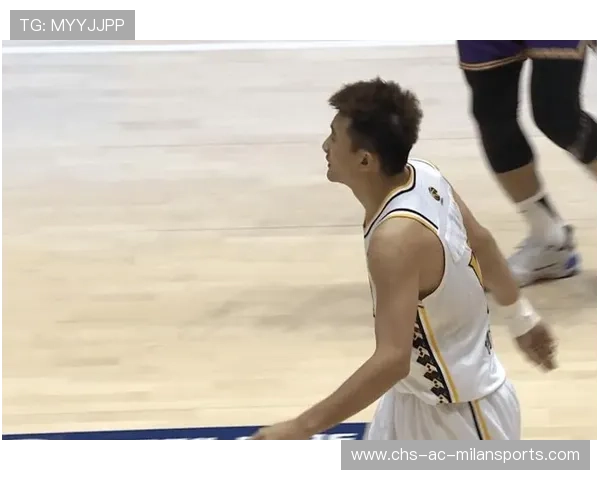 上海末节稳稳控球，新疆追分没机会，上海新疆季前赛